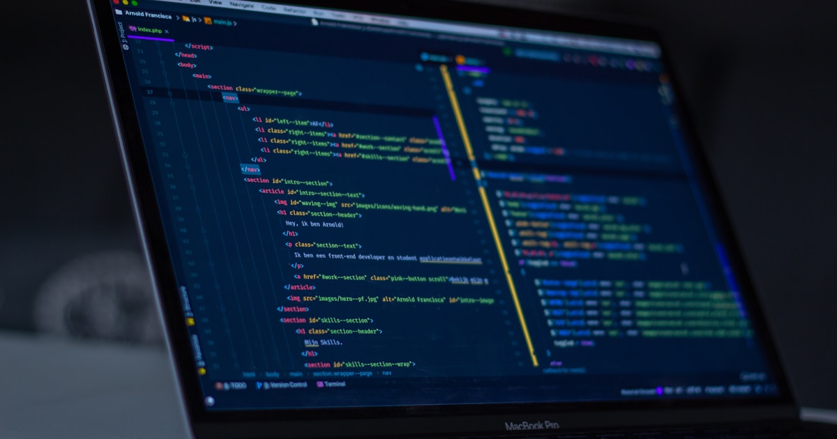 Vibe Coding: 92% der Entwickler nutzen KI zum Programmieren — aber der Code wird schlechter